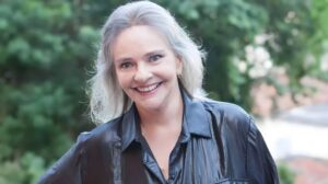 Angela Ro Ro, voz marcante da MPB, morre aos 75 anos