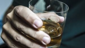 ES tem três casos suspeitos de intoxicação por metanol em monitoramento