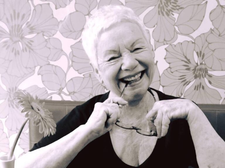 Escritora capixaba Bernadette Lyra lança nova obra “Ooparts” em Vitória