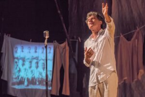 Paulo Betti apresenta monólogo ‘Autobiografia Autorizada’ em Vitória nesta quinta (9)