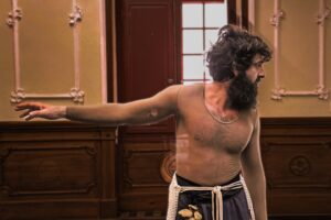 Espetáculo teatral Eremita realiza série de apresentações gratuitas na Fafi, em Vitória