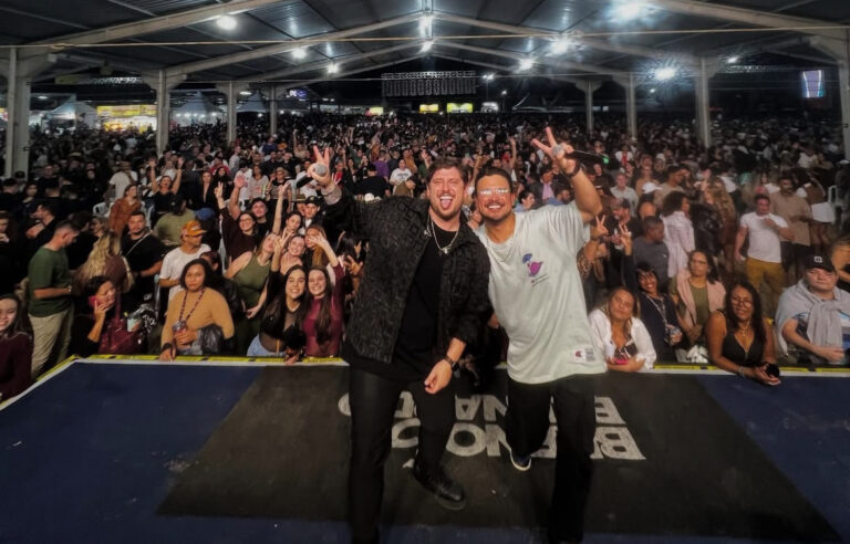 Breno & Bernardo recebem Os Menotti, Murilo Huff e Alemão do Forró em Guarapari