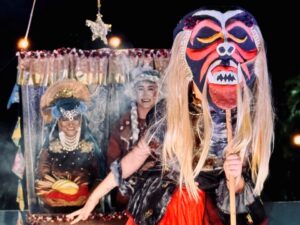 Imprópria Trupe leva teatro de rua inspirado na Folia de Reis a cidades do ES