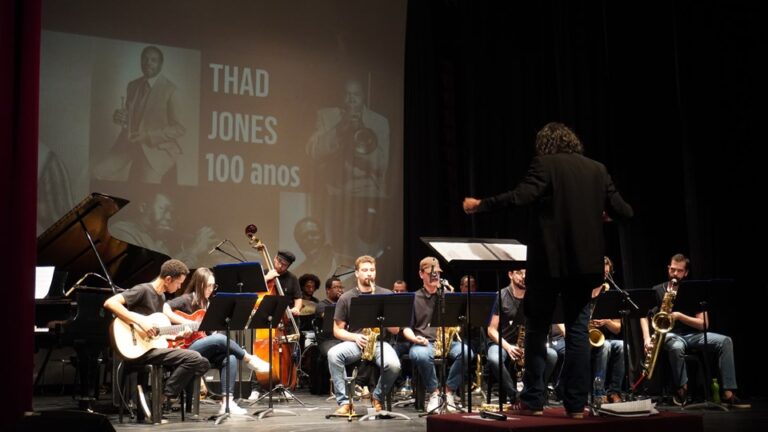 Fames Jazz Band apresenta concerto em homenagem ao Dia Nacional do Samba