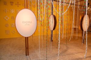 Exposição ‘Línguas africanas que fazem o Brasil’ ganha novo catálogo com lançamento nesta terça (18)