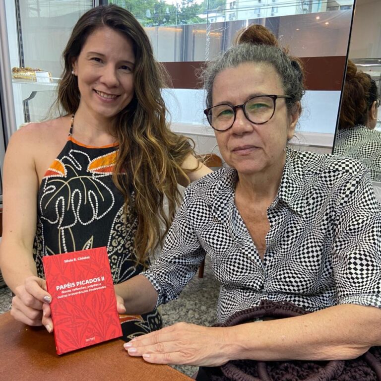 Escritora Sílvia Chiabai lança ‘Papéis Picados 2’ apostando na ironia e no olhar crítico