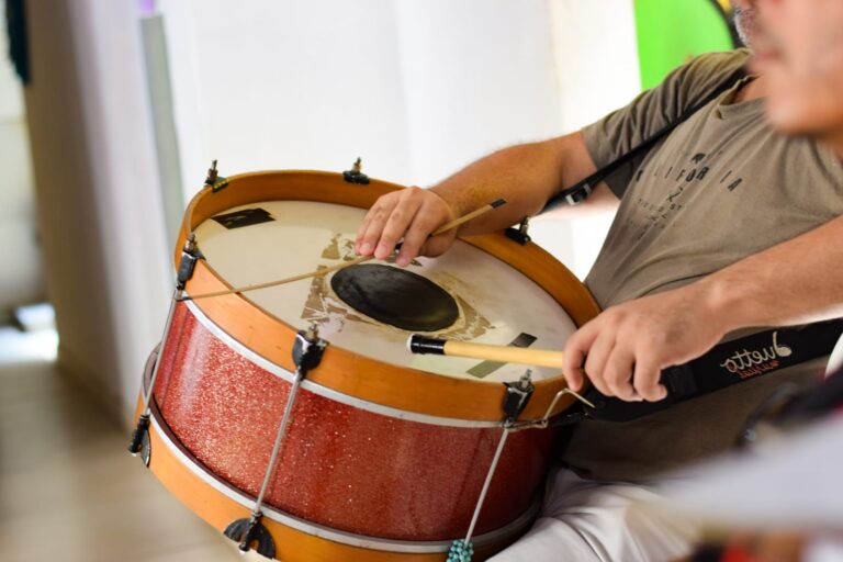 Espaço Thelema terá oficinas gratuitas de gratuitas de Percussão e Composição Descomplicada