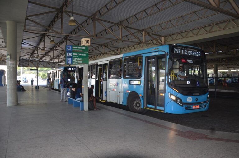 Rodoviários adiam início da greve após nova rodada de negociação no Espírito Santo