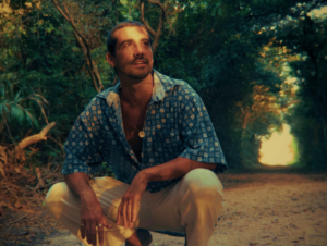 Cantor Serenno lança seu primeiro EP ‘Corda ~ Bamba’