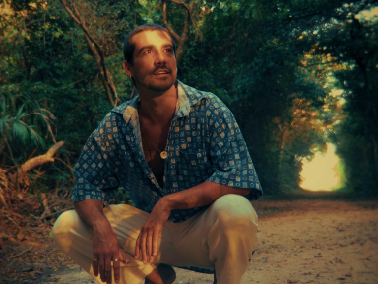 Cantor Serenno lança seu primeiro EP ‘Corda ~ Bamba’