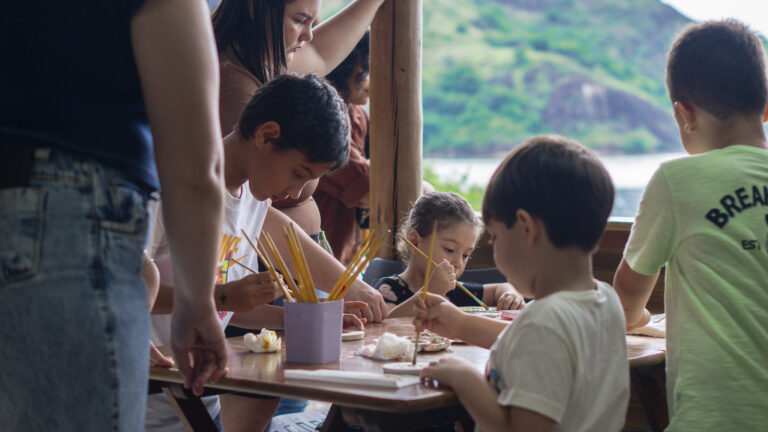 Tamar promove oficinas e gincanas para crianças em dezembro, em Vitória