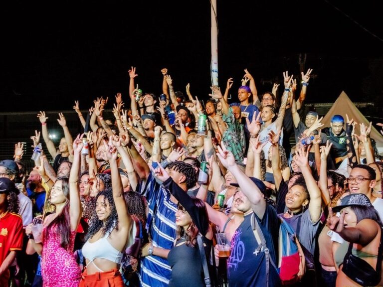 Origraffes 2025 transforma Feu Rosa em galeria urbana com artistas de todos os continentes