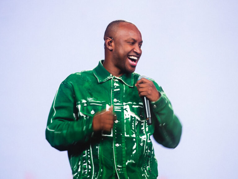 Thiaguinho, Nattan e Yan comandam a 4ª edição do ‘Pé na Areia’ no P12 Guarapari