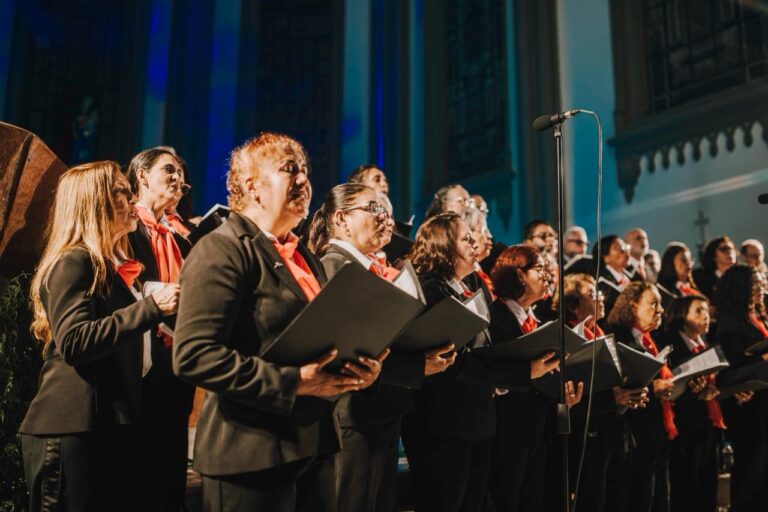 Coral ArcelorMittal realiza concertos natalinos gratuitos por municípios da Grande Vitória