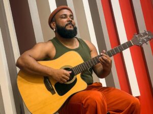 Cantor e compositor Jaysant é atração do Projeto Ensaios desta quinta (22) em Vitória