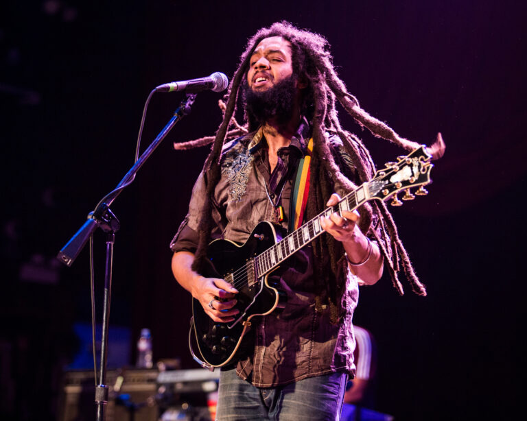 Programa Soul Reggae promove noite em homenagem a Bob Marley, em Vitória