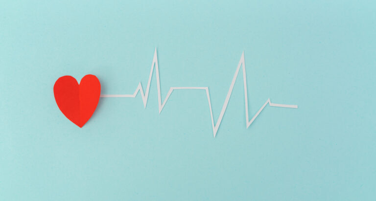 Crônica: A poesia, o coração, o eletrocardiograma