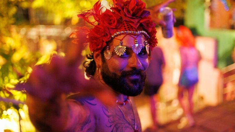 Carnaval na Selva movimenta o Centro de Vitória; veja fotos
