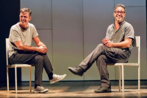 Bruno Mazzeo e Lúcio Mauro Filho chegam ao ES com a peça Gostava Mais dos Pais