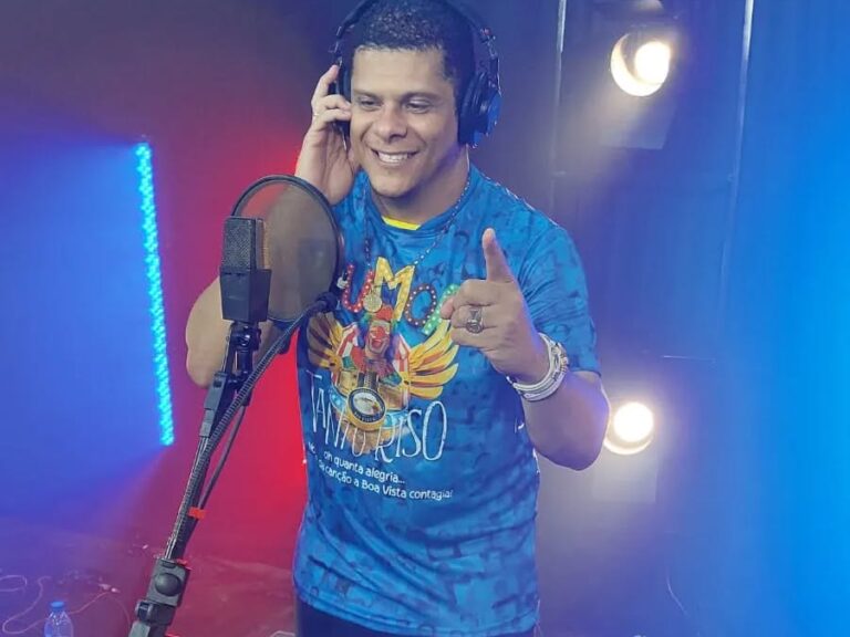 Saiba quem é o intérprete de samba-enredo mais antigo em atividade no carnaval do ES