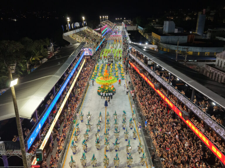 Carnaval de Vitória 2026: desfiles da Série Ouro acontecem neste fim de semana