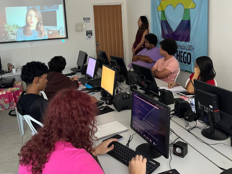 GOLD abre inscrições para curso gratuito de informática para pessoas LGBTQIAPN+