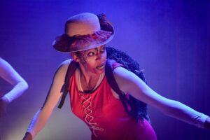 Espetáculo ‘O Roubo do Sol’ ilumina os palcos no Verão Cultural do Sônia Cabral