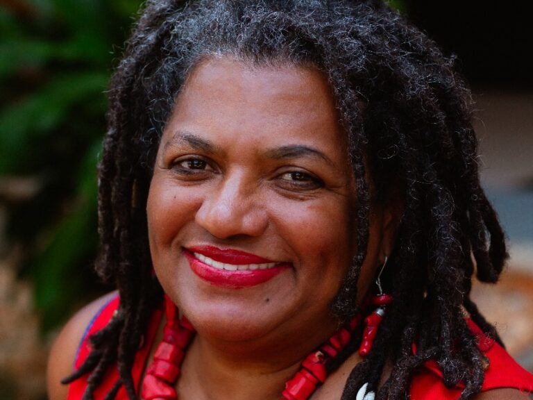 Instituto Marlin Azul recebe lançamento de livros e debate sobre cinemas negros