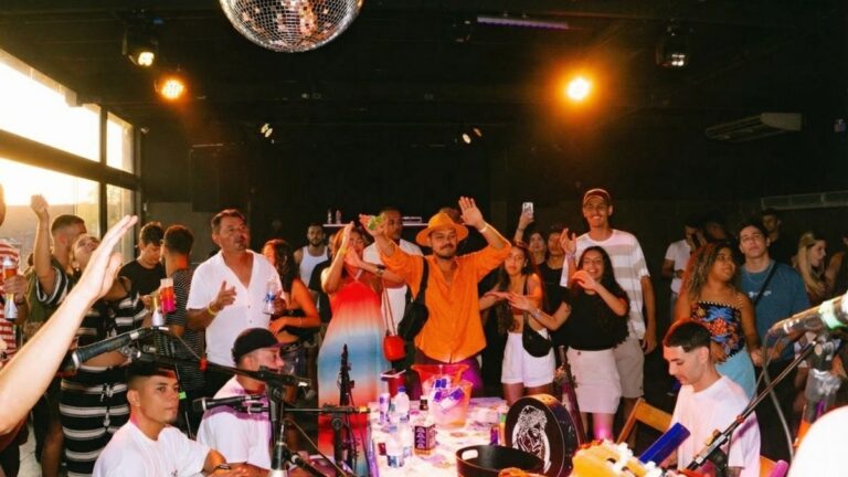 Fluente abre espaço para samba com entrada liberada neste sábado (4)