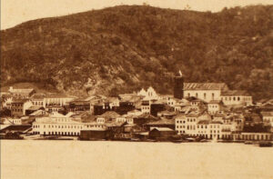 Escritora Luciana Nemer lança dois livros sobre a história de Vitória no Arquivo Público