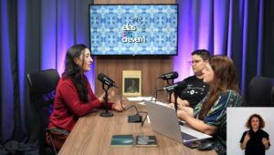 Escritora Fernanda Nali participa de bate-papo sobre literatura e música no podcast Elas EScrevem