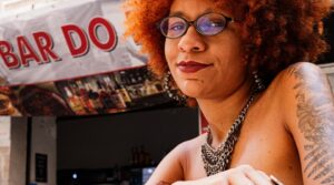 Thalia Peçanha lança ‘De que me vale ser filha da Santa?’ em evento no Espaço Thelema