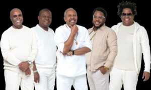 Lenda viva do samba em Vitória: Fundo de Quintal se apresenta neste domingo (5)