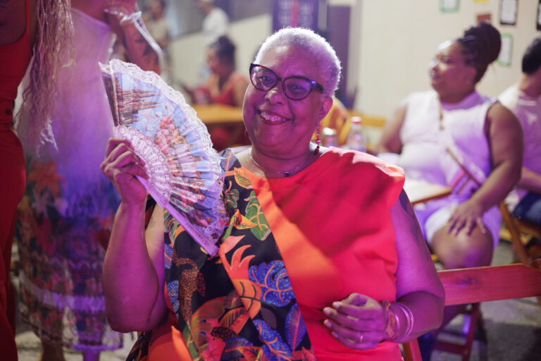 Atriz Inácia Freitas é a convidada do Prosas nesta terça (7) no Espaço Thelema