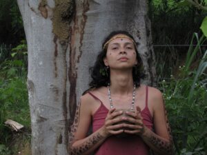 Artista indígena capixaba Sayma Puri lança seu primeiro álbum