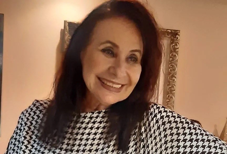 Projeto Grão recebe a atriz e gestora cultural Beth Caser, nesta quinta (16), em Vitória