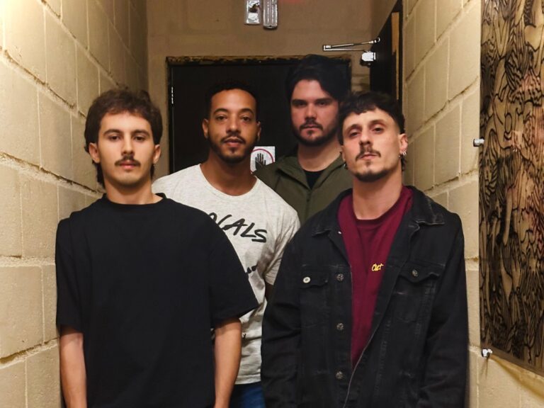 Banda Conchá homenageia Sérgio Sampaio em show gratuito no Centro de Vitória