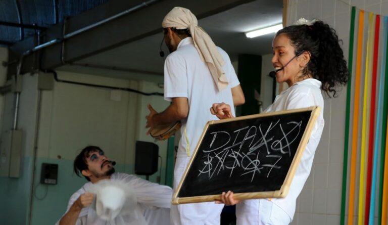 Grupo Teatral de São Paulo apresenta peça infantil gratuita no Centro de Vitória