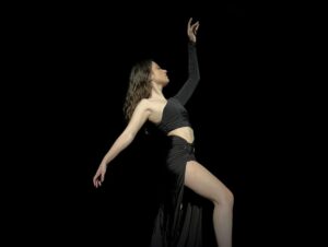 Cantora Luiza Pastore lança videoclipe da música ‘Erro’ nesta sexta-feira (8)