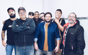 Lordose pra Leão abre show do Nazareth com tributo ao Dia D em Vitória