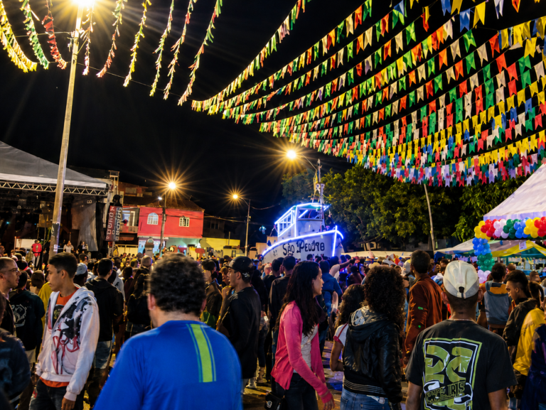 Festa de São Pedro em Jacaraípe reúne missas, congo, shows e gastronomia 8 Festa de São Pedro em Jacaraípe reúne missas, congo, shows e gastronomia