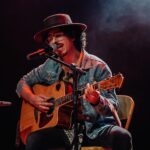 Eddu Sousa apresenta músicas de novo álbum em show no Centro de Vitória