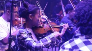 OCA Sinfônica apresenta concerto “Entre Tempos e Fronteiras” no Centro de Vitória