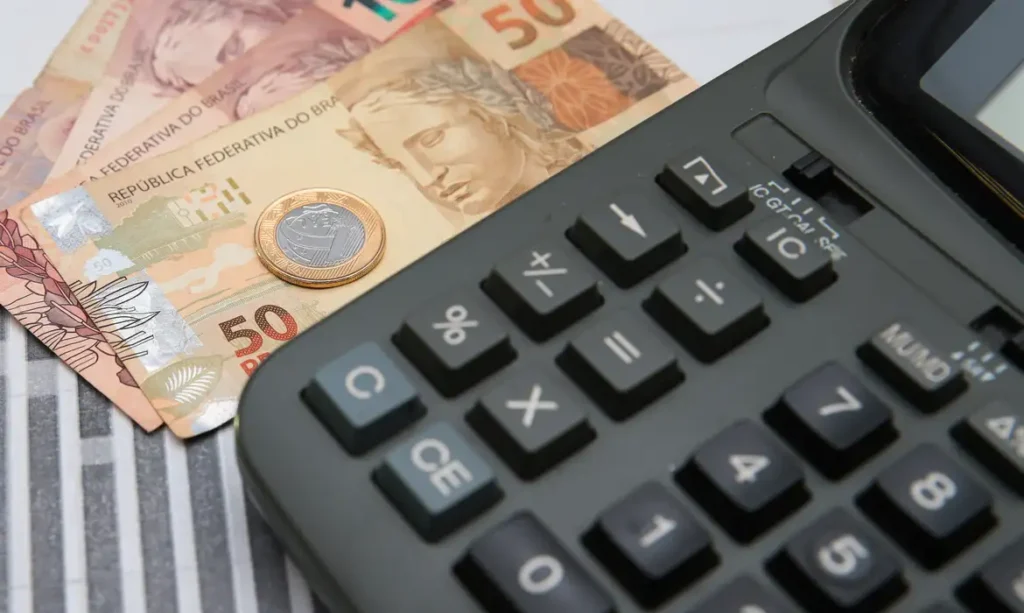 PIB do ES cresce 5% no primeiro trimestre de 2026 e supera média nacional