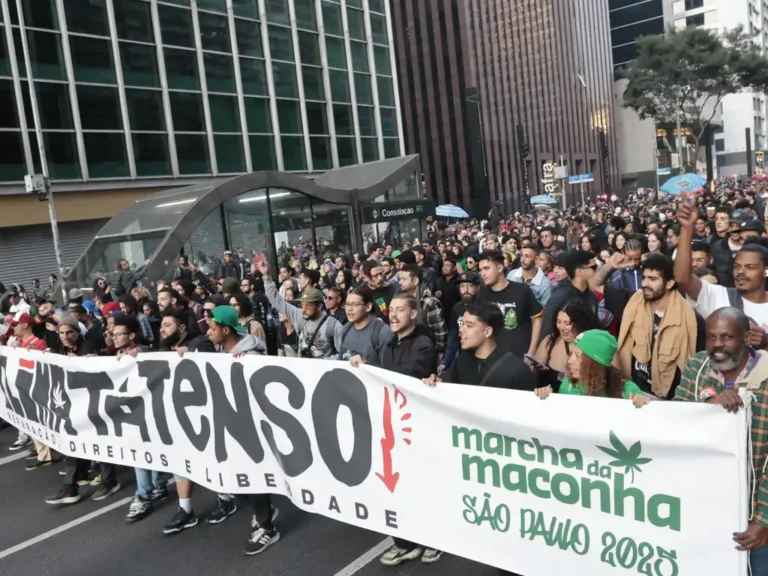 Artigo: Proibir a marcha da maconha é violar a liberdade 8 Artigo: Proibir a marcha da maconha é violar a liberdade