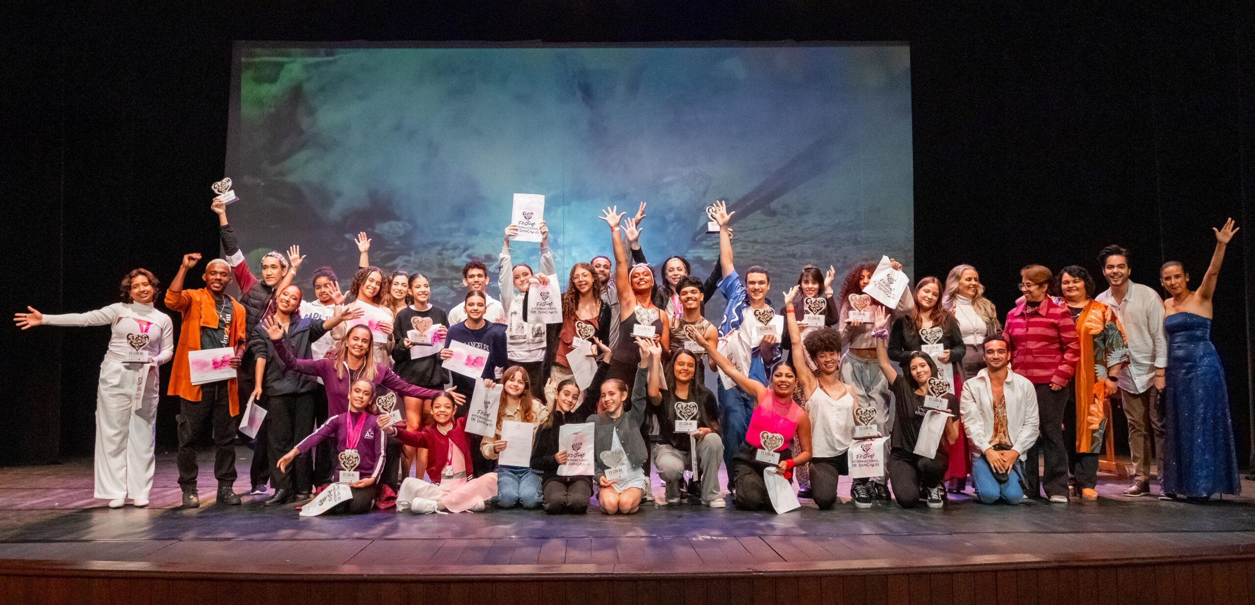 Festival CBDD Kids ES reúne bailarinos de 4 a 16 anos no Theatro Carlos Gomes 5 whatsapp image 2026 06 11 at 15 53 56 scaled