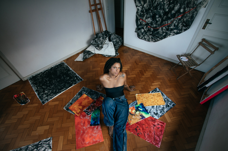 Amor e memória conduzem exposição individual de Fayra Moreira, em Vitória