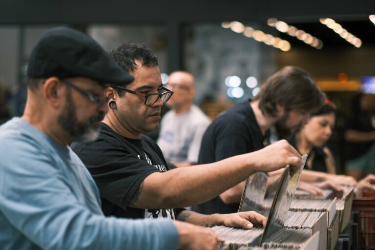 Feira Capixaba do Vinil comemora 1 ano com lançamento de LP e sessão de autógrafos 9 Feira Capixaba do Vinil comemora 1 ano com lançamento de LP e sessão de autógrafos