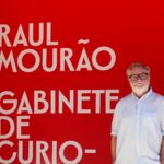 Raul Mourão se despede de exposição com bate-papo na Casa do Governador
