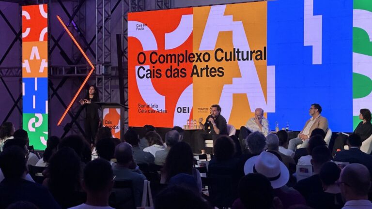Cais das Artes lança e distribui gratuitamente publicação em evento nesta quinta (2) 8 Cais das Artes lança e distribui gratuitamente publicação em evento nesta quinta (2)